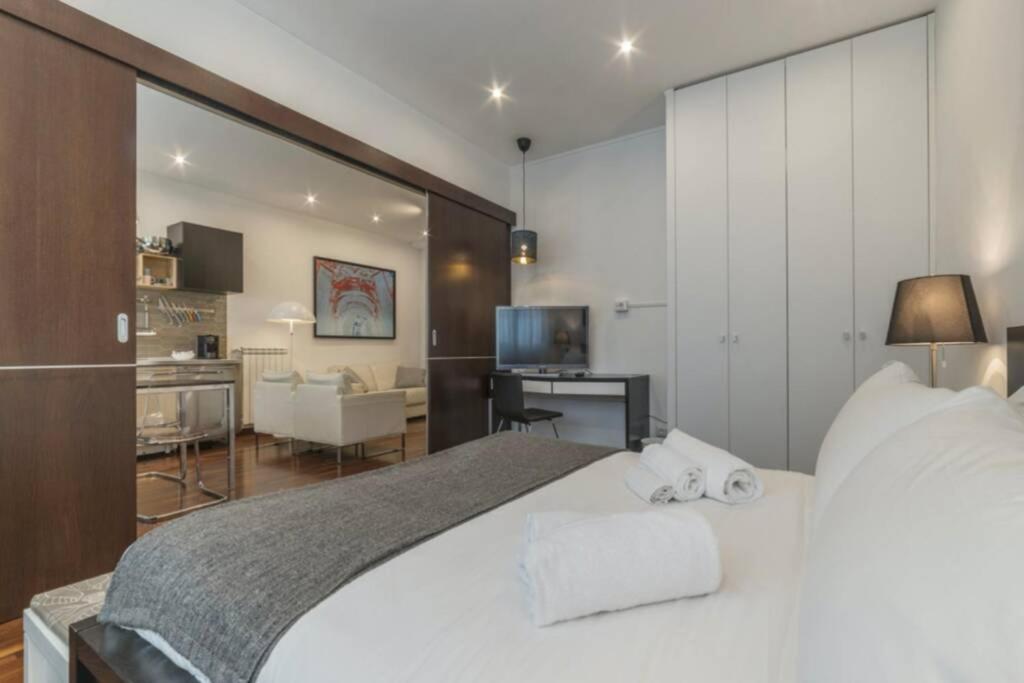Happy Rome Casa Vacanze ภายนอก รูปภาพ