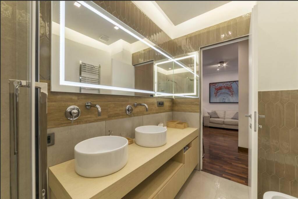 Happy Rome Casa Vacanze ภายนอก รูปภาพ